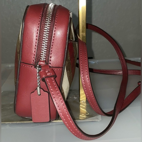 COACH SIGNATURE C BURGUNDY CANVAS MINI CAMERA BAG CROSSBODY HANDBAG PURSE $298 - Picture 8 of 16